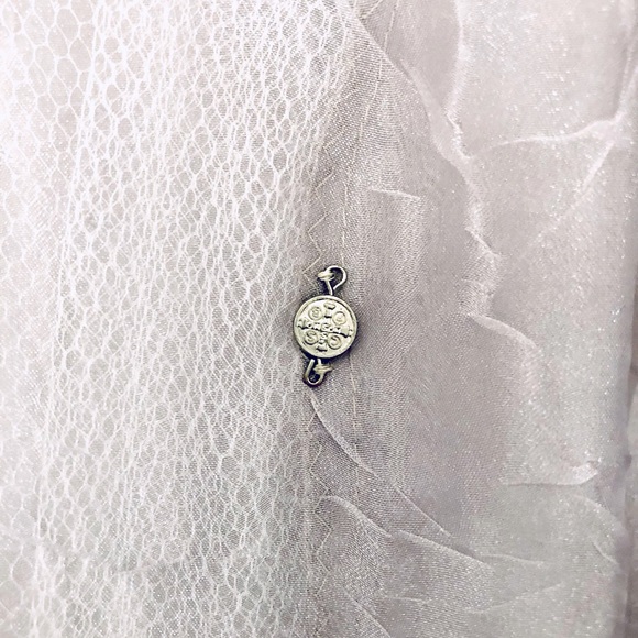 Cape iridescent sheer hooded Balloon cape in Silver size S-M & Petites 100% poly - Picture 11 of 12